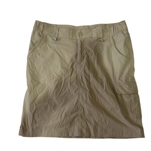 Duluth trading co tan dry on the fly skort size 10
